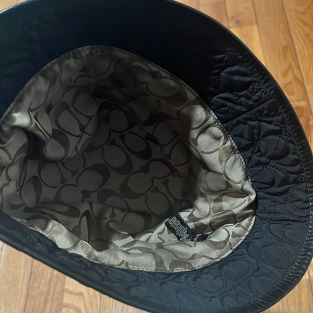 Coach Bucket Hat - Picture 8 of 8